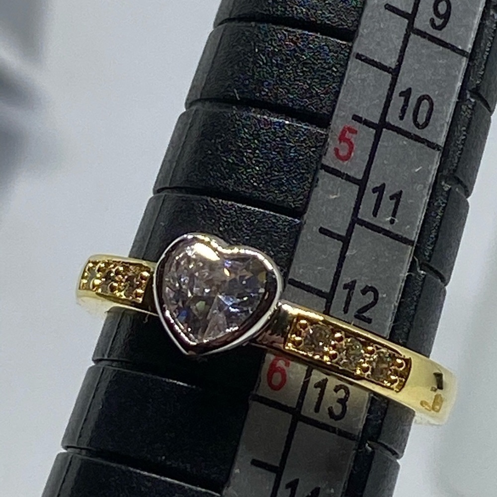 CRYSTAL heart ring gold plating on sterling silver - Picture 8 of 9